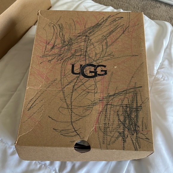 Ugg Leopard Fluff Yeah slides - Picture 7 of 7